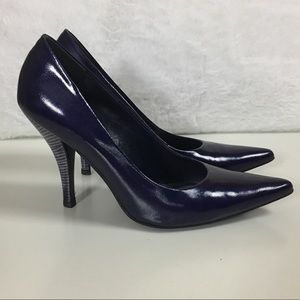 Bcbgirls Indigo Pointed toe pumps